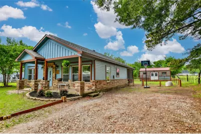 406 W Elm Street, Collinsville, TX 76233 - Photo 2