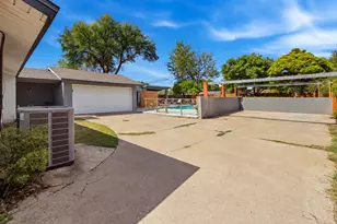 2712 Beechmont Pl, Dallas, TX 75228 - Photo 12