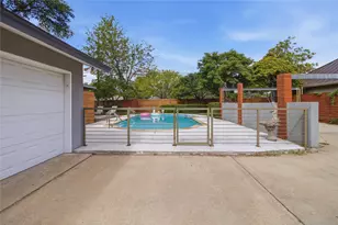 2712 Beechmont Pl, Dallas, TX 75228 - Photo 10