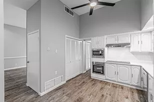 808 Heights Dr, Fort Worth, TX 76112 - Photo 12
