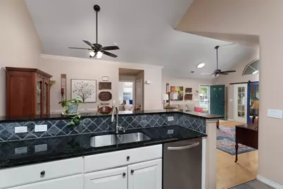 807 Cara Lane, Arlington, TX 76012 - Photo 12