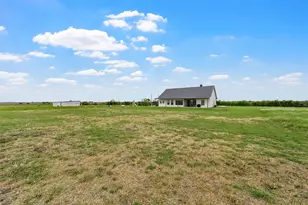 231 Hcr 2312, Abbott, TX 76621 - Photo 32