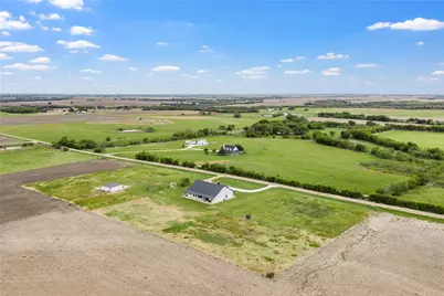 231 Hcr 2312, Abbott, TX 76621 - Photo 36