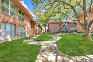 10556 High Hollows Dr, Dallas, TX 75230 - Photo 2