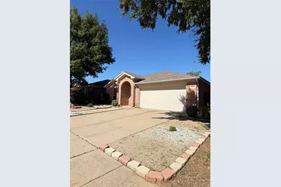 5505 Alta Verde Circle, Arlington, TX 76017 - Photo 2
