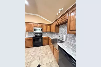 5505 Alta Verde Circle, Arlington, TX 76017 - Photo 12