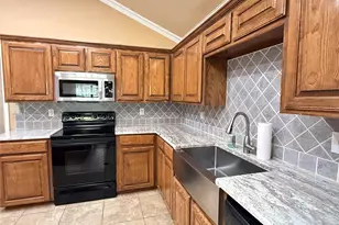 5505 Alta Verde Cir, Arlington, TX 76017 - Photo 12