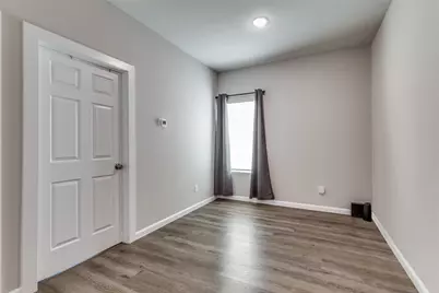 1425 Evans Avenue, Fort Worth, TX 76104 - Photo 10