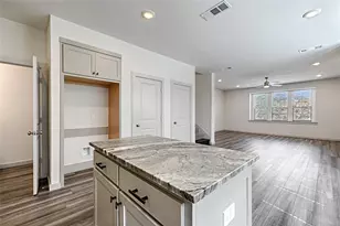 325 McConathy Wy, Flower Mound, TX 75028 - Photo 8