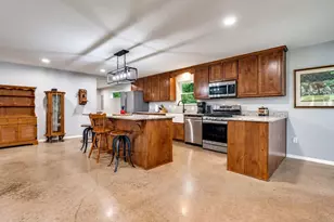 5115 County Rd 423, Grandview, TX 76050 - Photo 8