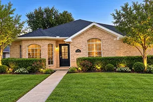 706 Crenshaw Dr, Cedar Hill, TX 75104 - Photo 1