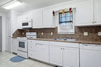 104 E 3rd Street, Keene, TX 76059 - Photo 6