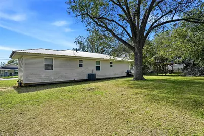 104 E 3rd Street, Keene, TX 76059 - Photo 12