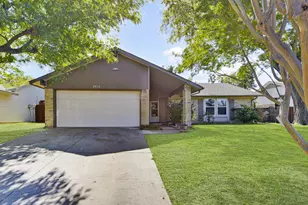 2010 Statler Dr, Carrollton, TX 75007 - Photo 1