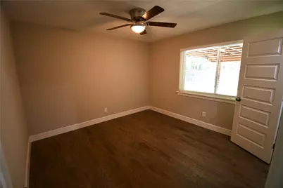 1015 Mitchell Road, Irving, TX 75060 - Photo 16