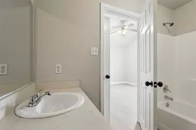 844 Potomac Drive, Lancaster, TX 75134 - Photo 12