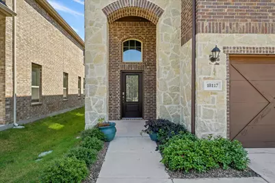 18117 Lakefront Court, Forney, TX 75126 - Photo 4
