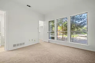 5825 Preston Valley Dr, Dallas, TX 75240 - Photo 24