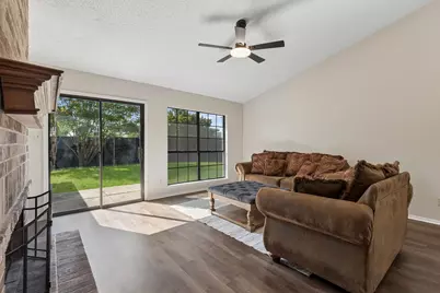 1805 Creekside Court, Garland, TX 75040 - Photo 2
