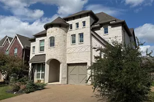 315 Chandan Wy, Irving, TX 75063 - Photo 2