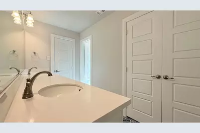 315 Chandan Way, Irving, TX 75063 - Photo 20