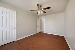113 W Wilson Ave, Sherman, TX 75090 - Photo 14