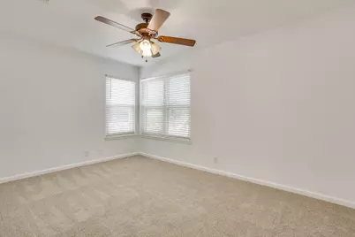906 Euclid Street, Cleburne, TX 76033 - Photo 8