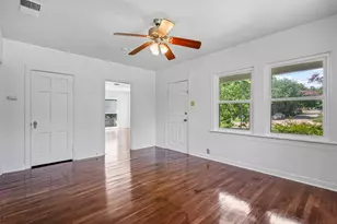720 E Walnut St, Hillsboro, TX 76645 - Photo 8