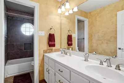 6313 Skylark Circle, North Richland Hills, TX 76180 - Photo 14