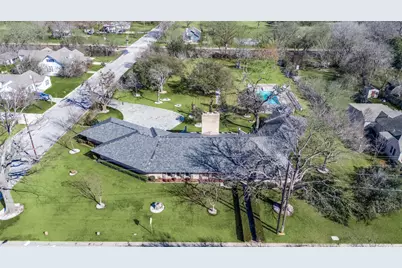 1202 S Lindsay Street, Gainesville, TX 76240 - Photo 12