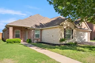 7363 Estela, Grand Prairie, TX 75054 - Photo 4