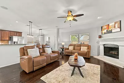1117 Lake Hollow Drive, Little Elm, TX 75068 - Photo 4