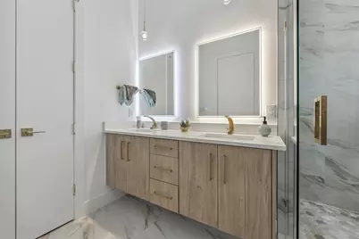 2427 Vagas Street, Dallas, TX 75219 - Photo 22