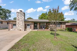1212 Briarwood Dr, Cleburne, TX 76033 - Photo 1