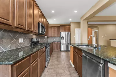 2620 Tradewinds Drive, Little Elm, TX 75068 - Photo 6