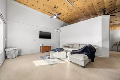 205 Rolling Hills Boulevard, Alvord, TX 76225 - Photo 10