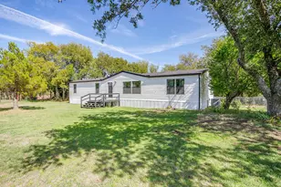116 N Skyline Ct, Cresson, TX 76035 - Photo 1