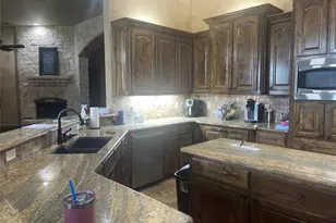 124 True Grit Ct, Weatherford, TX 76088 - Photo 28