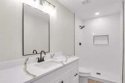 600 Flintridge Court, Irving, TX 75038 - Photo 6