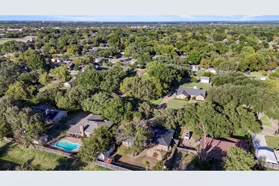 900 Stonelake Drive, Cleburne, TX 76033 - Photo 32