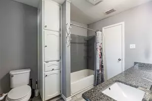 900 Stonelake Dr, Cleburne, TX 76033 - Photo 20