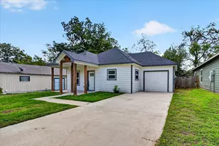 524 W Florence St, Denison, TX 75020 - Photo 2