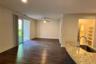 260 Davis St, McKinney, TX 75069 - Photo 4