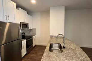 260 Davis St, McKinney, TX 75069 - Photo 2