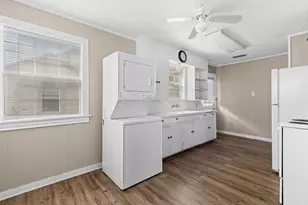 1212 Lewis St, Bellmead, TX 76705 - Photo 6