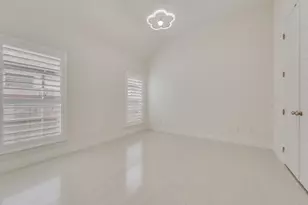 1424 Silent Springs Dr, Fort Worth, TX 76052 - Photo 22