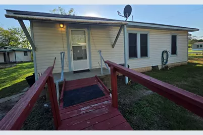 713 W Fannin, Mexia, TX 76667 - Photo 8