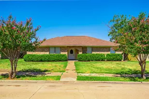 2517 Trenton Dr, Mesquite, TX 75150 - Photo 1