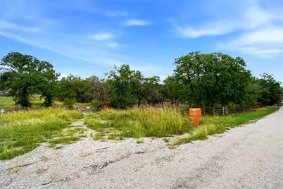 1633 Three Skillet Road, Springtown, TX 76082 - Photo 40