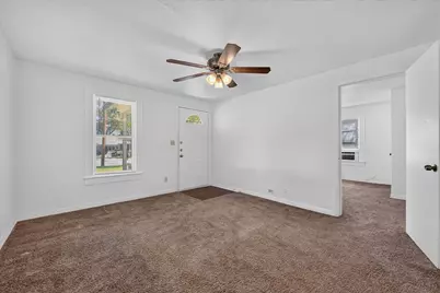 [Address not provided], Fort Worth, TX 76112 - Photo 4